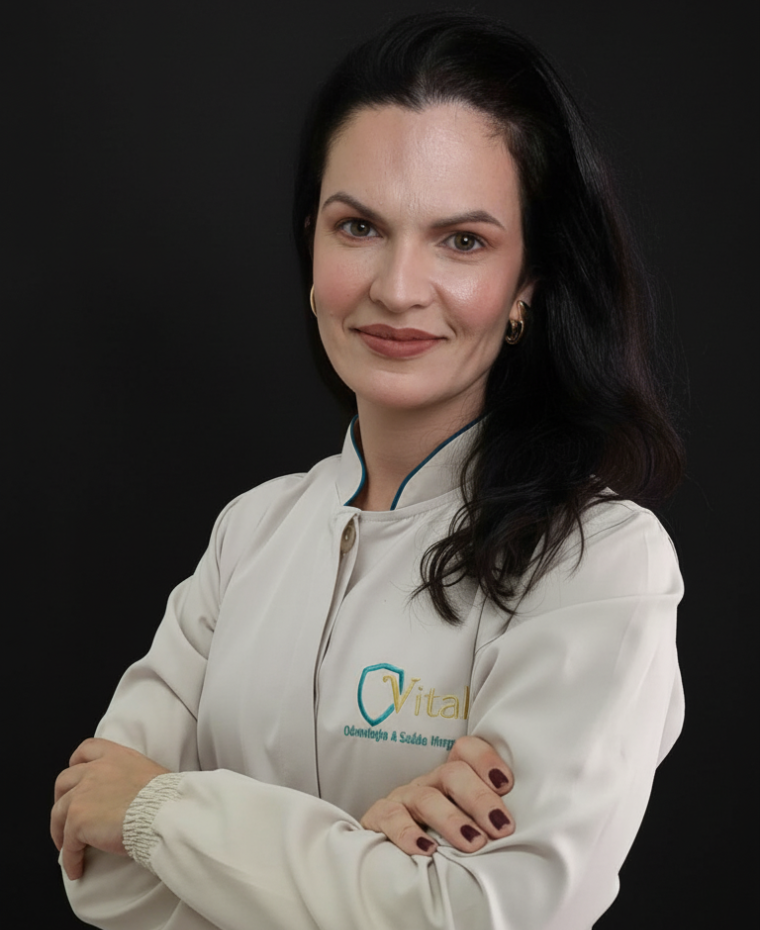 Dra. Fabiana Piveta CRO-SP 104087 Cirurgião-Dentista Especialista em Dentítica, Facetas em Porcelana e Resina Vitall Check-Up Odontologia & Saúde Integrativa | Dentista | Mogi das Cruzes